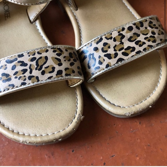 Toddler Leopard Sandals - Picture 2 of 4